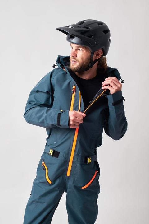 It's Dirtlej Dirtsuit season! #NoMoreExcuses