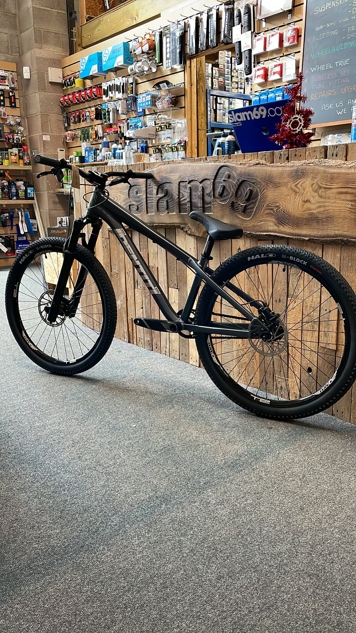 Identiti Bikes and Frames 2022