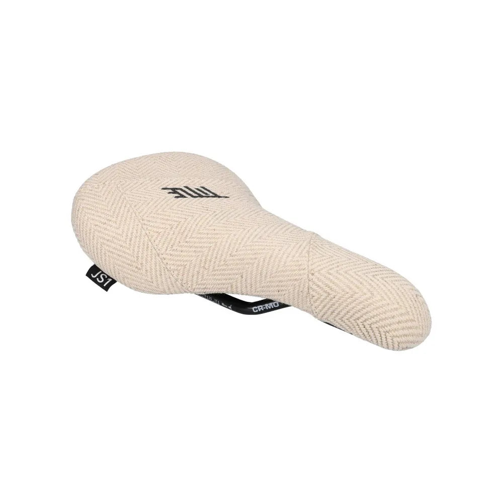 Title JS1 Saddle - Beach Cloth