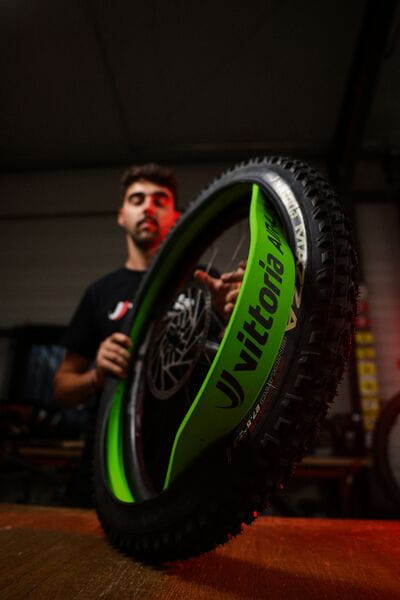 Vittoria Air-Liner Tyre Insert Protect Downhill 27.5" / Green (2.4 - 2.6)
