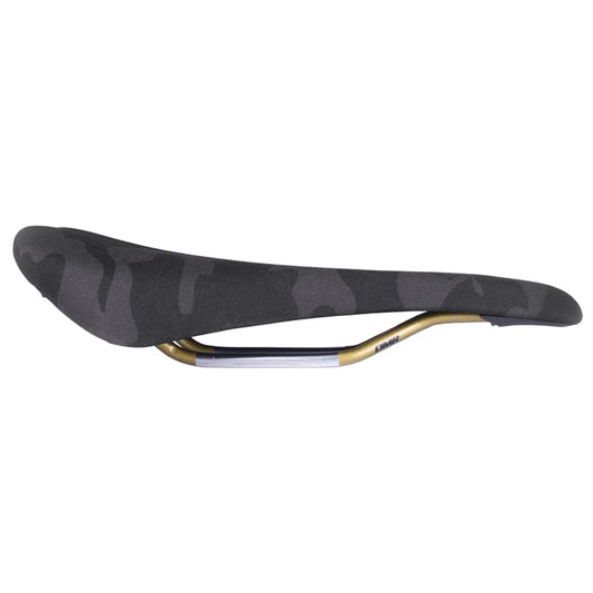 DMR OiOi Saddle - Black Camo